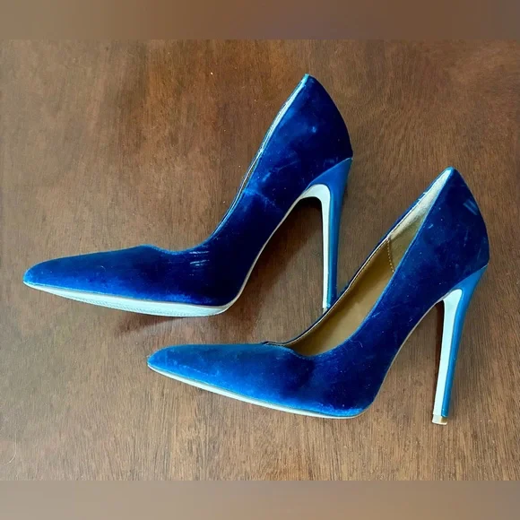 Electric Blue Velvet Stiletto Heels Size 8 | Shoe Republic LA Pointed Pumps - Picture 2 of 7